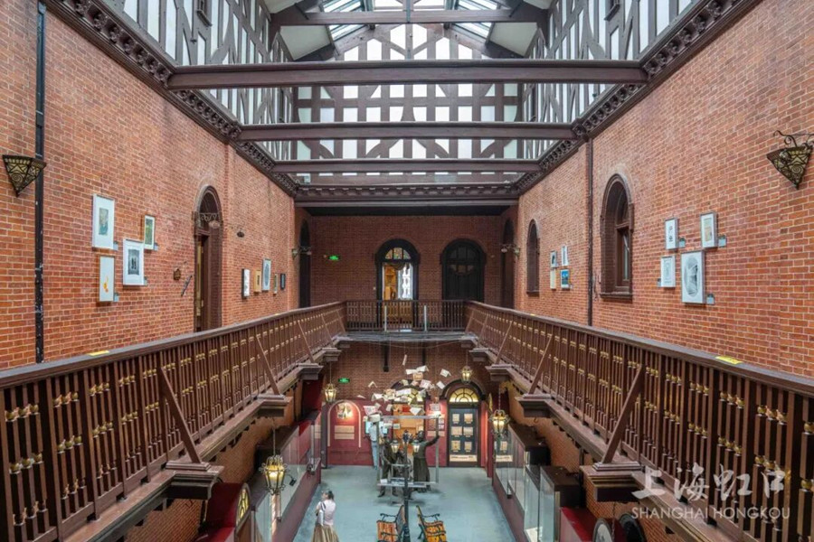 Inspiring artists illuminate printmaking's legacy at North Bund