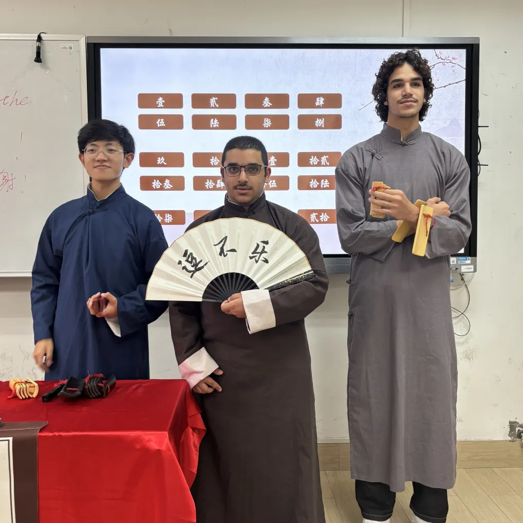 ECNU international students embrace Chinese culture carnival-2.png