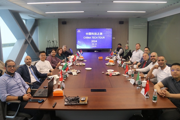 Overseas PhD talents explore tech opportunities in China2.jpg Overseas PhD talents explore tech opportunities in China2.jpg