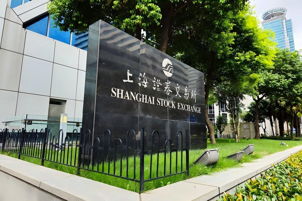 SGX eyes closer ties with Chinese bourses