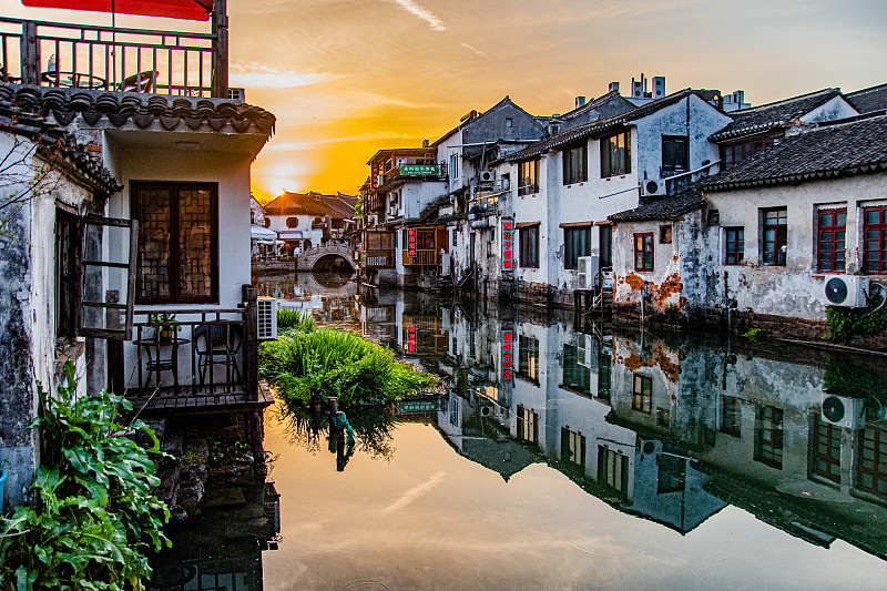 Shanghai tips: Nine travel routes give a glimpse into China