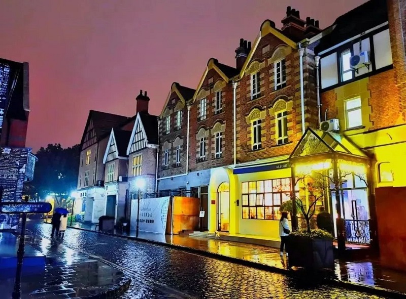 Thames Town Carnaby Wonderland