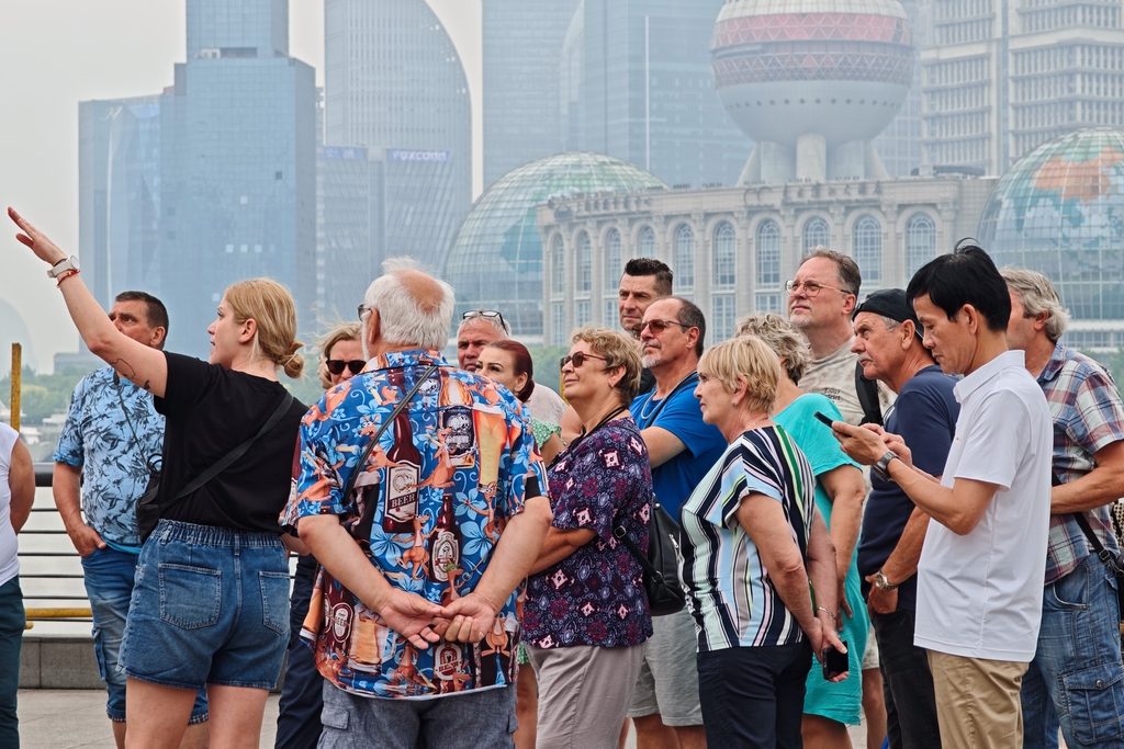 外国游客 上海IC.jpg