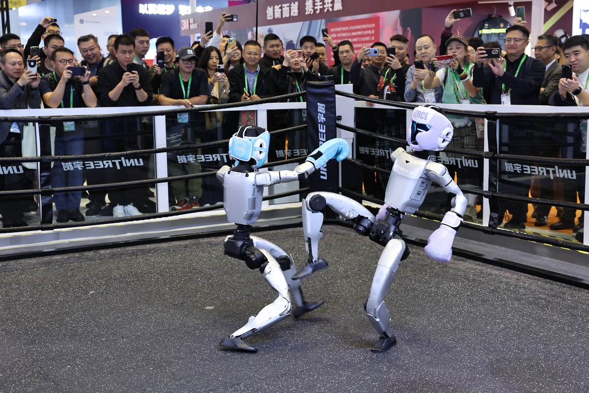 humanoid robots.jpeg