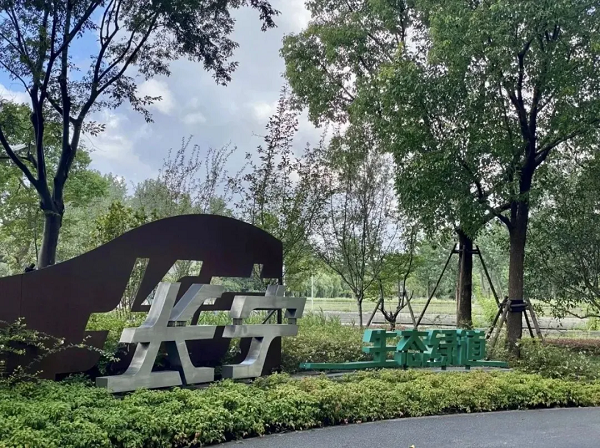 Spring cycling routes in Shanghai