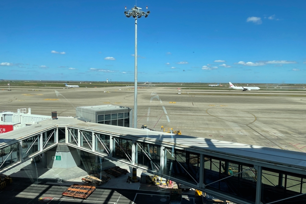 Shanghai's airports top national rankings