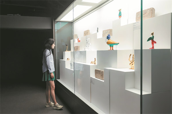 Merging Silk Road artifacts with contemporary art.jpeg
