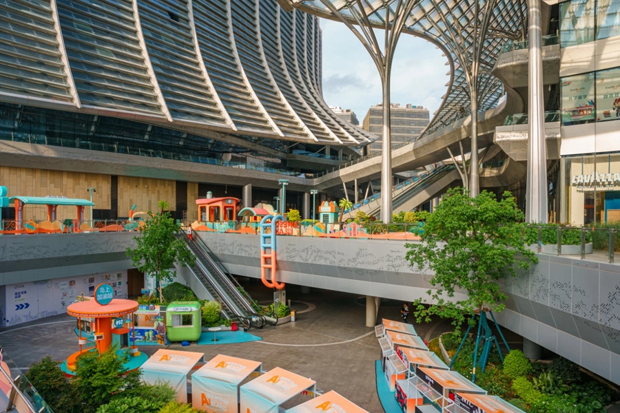 Family-friendly shopping mall recommendations in Shanghai