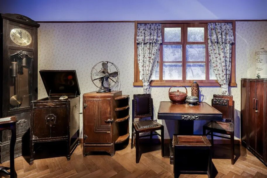 Shanghai History Museum chronicles People's Square area's transformation