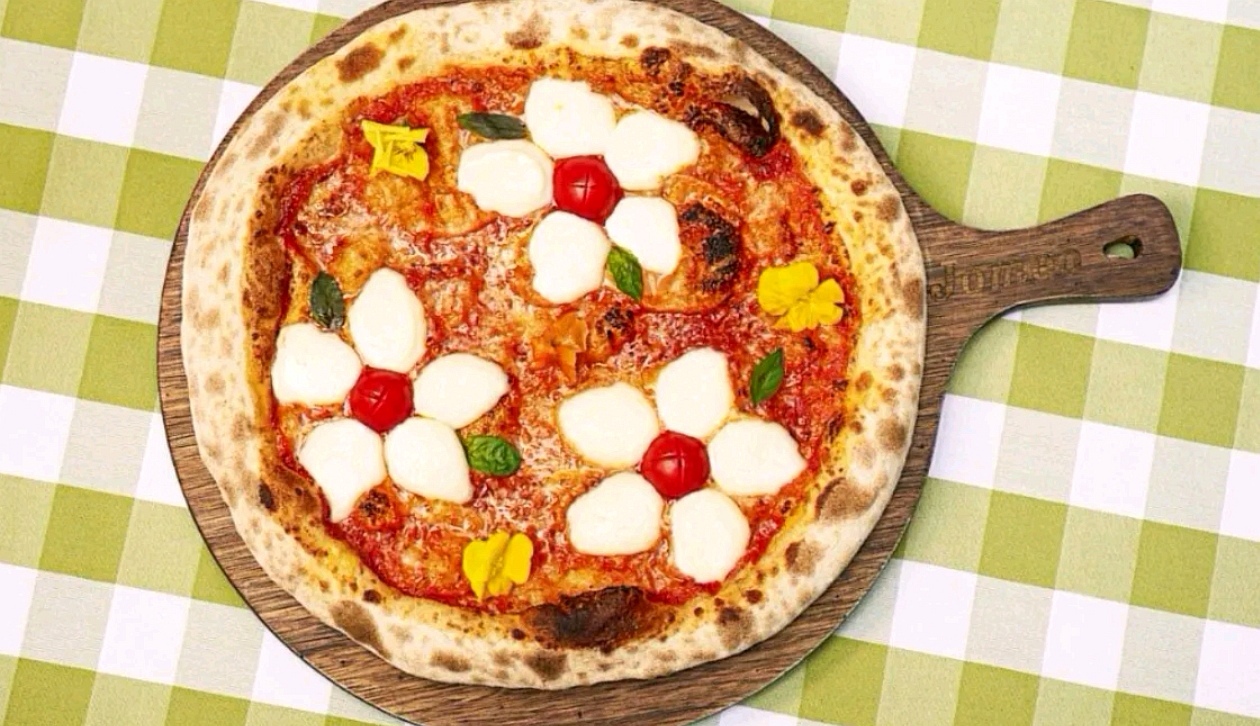 The signature Flower Pizza.jpg