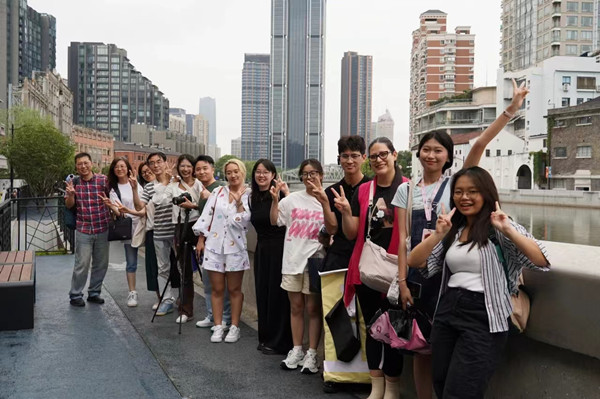 Suzhou creek1.jpg Suzhou creek1.jpg