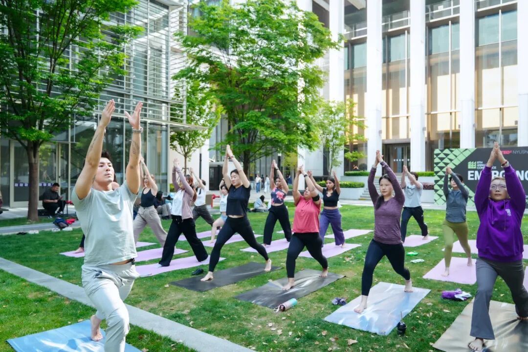 Vancouver yoga teacher finds inner peace in Shanghai-2.jpg